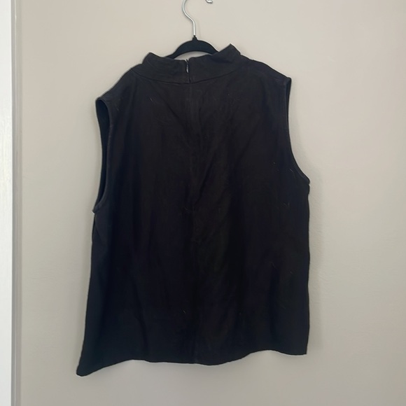 Ali Golden - Black Raw Silk Mock Neck Tank - Size Small - Picture 6 of 6